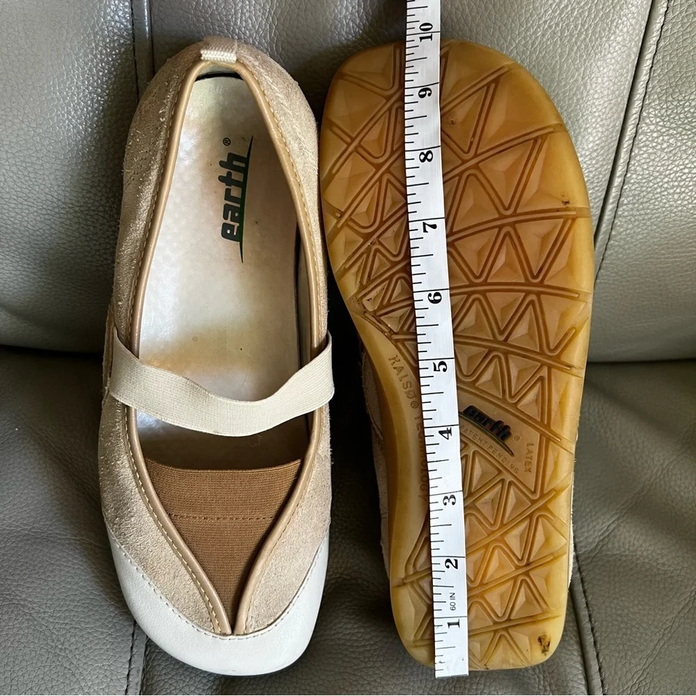 Kalso Earth Women's Tan and White Casual Shoes - Picture 14 of 16
